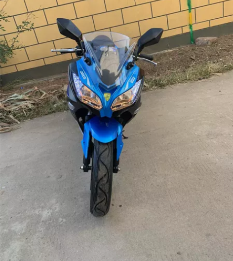 极品法拉利小忍者，液晶显示器准新车，前后双...