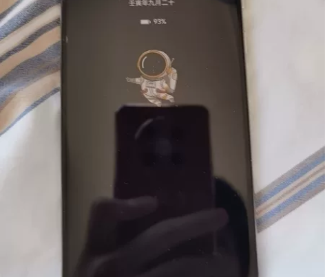 华为p50256g有一处磕碰盒子都在质保到...
