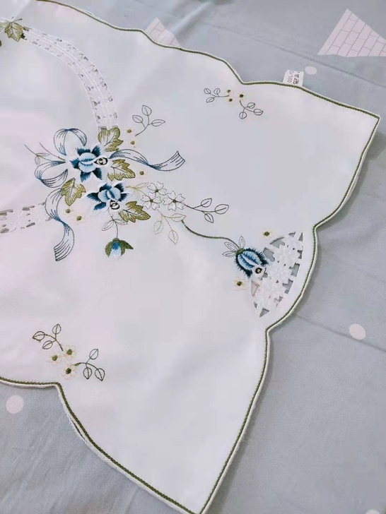 外贸精美刺绣桌布 餐垫 装饰盖布 防尘布