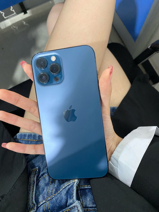 转让苹果12promax海蓝色，256正品...