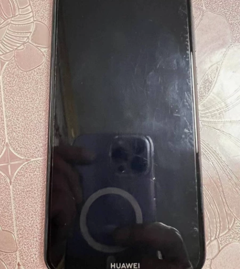 华为畅享9全面屏手机，无拆修4+64G，黑...