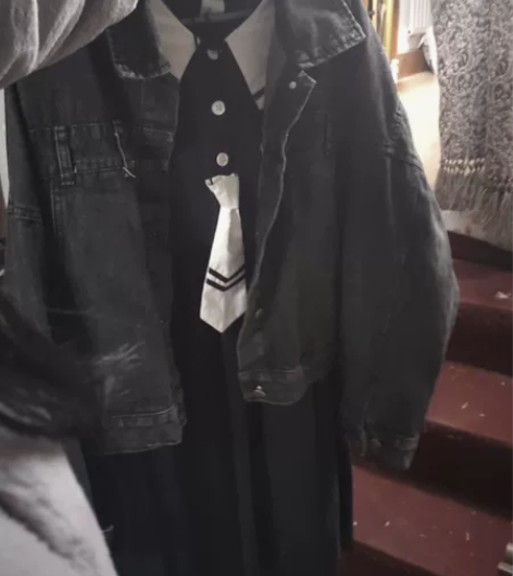 卖套装 牛仔褂之前130买的里面的裙子在实...