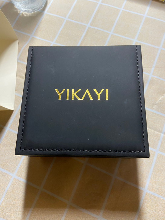 意卡伊男士手表 全新 没有戴过