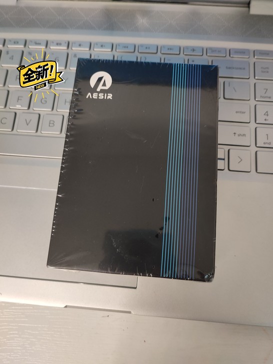 蓝牙耳机,全新。参加活动奖励的。