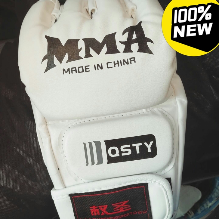 全新包邮 半指拳击手套男散打格斗拳套搏击训...