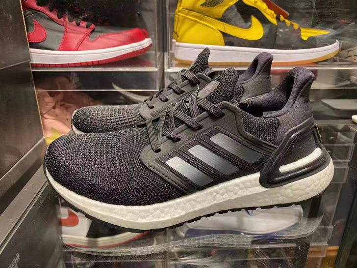 全新adidas Boost 2020 E...
