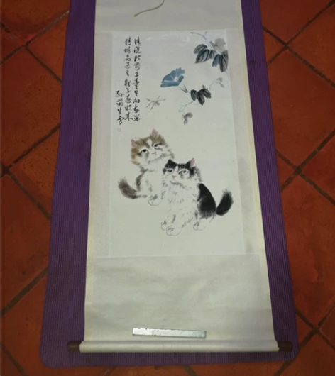 工艺品画一幅，已手工裱糊挂轴，品相如图完好...