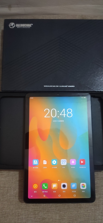 酷比魔方iplay40 8+128g 9....