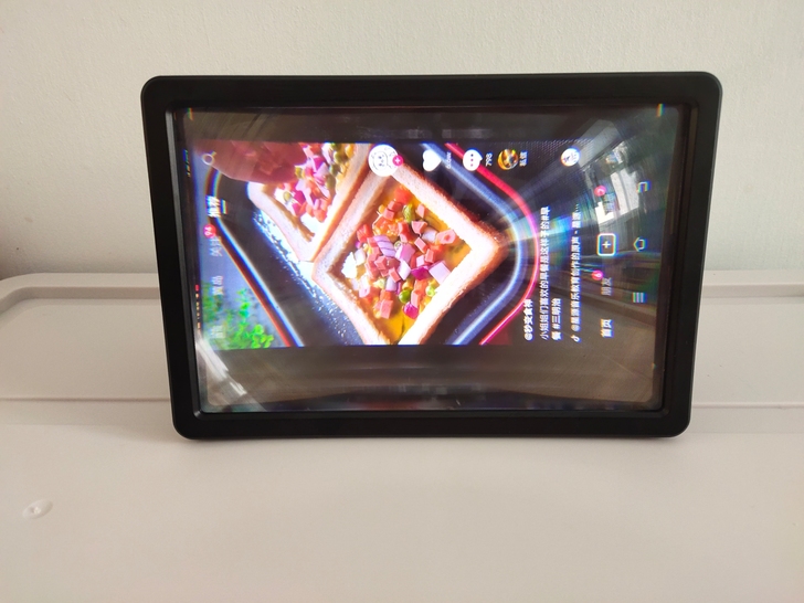 免费送！这是可伸缩的高清手机屏幕放大器，这...