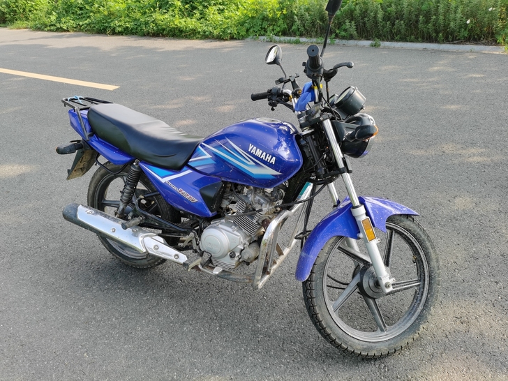 雅马哈摩托车，一直自用保养的很好，看中的带...