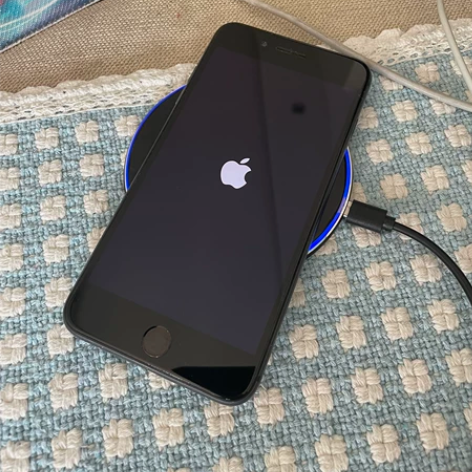 iPhone 8P尸体机256g 瞎出价拉...