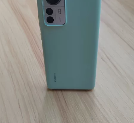 今年年初买来的小米手机，小米12pro 1...