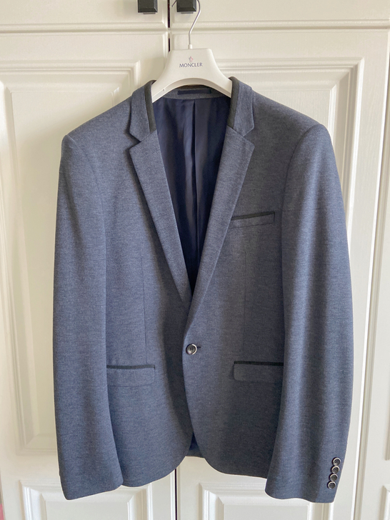 美特斯邦威男士休闲西服，纽扣就是做旧工艺，...