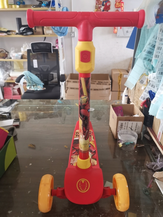 迪士尼正版滑板车，特别受欢迎的几款车型，车...