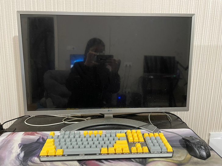 闲置二手电脑，显示器机箱键盘鼠标全套，能打...