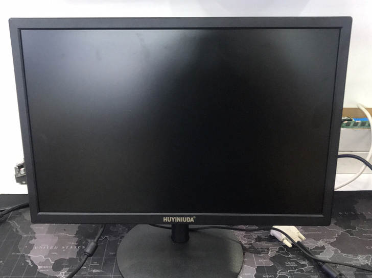 全新19寸显示器
