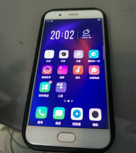 oppoR11,64内存,闲置出了,九成新左右,后盖有点磨损... oppoR11,64内存,闲置出了,九成新左右,后盖有点磨损...