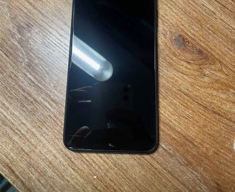 荣耀9xpro，6+64，换过后盖，电池很...