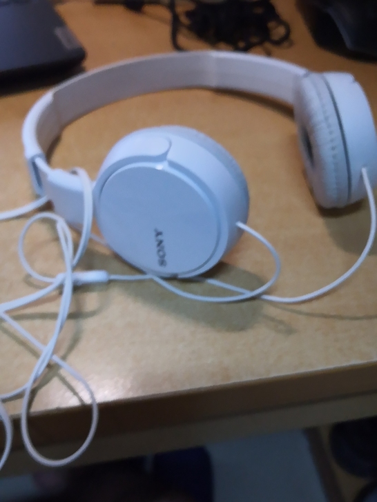 索尼(SONY) MDR-ZX110AP ...