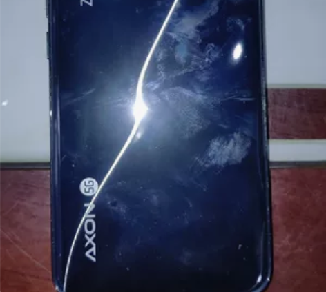 中兴天机a20只是主板坏了，其他零件都是好...