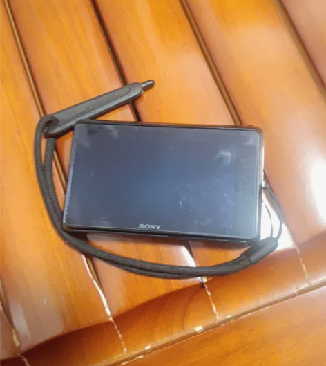 索尼滑盖手机，功能正常，带数据线、电池、4...