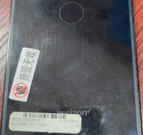 Moto Z2，骁龙835，4+64，全网...