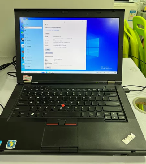 公司用的thinkpad剩下一台了。型号配...