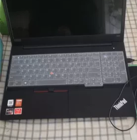 联想Thinkpad  E585开机一次，...