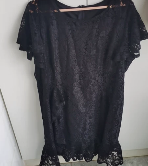 黑色蕾丝裙 xxl只穿过一两次 九新可穿到...
