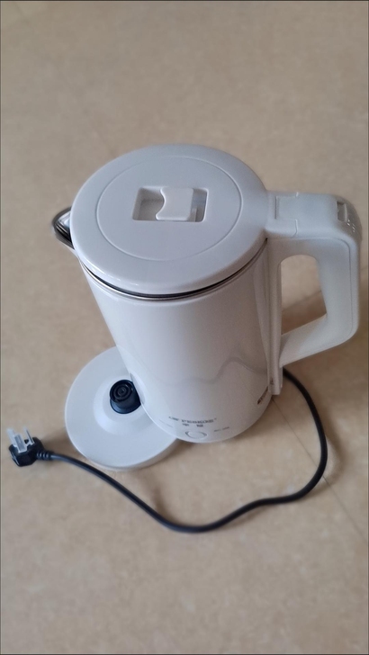 （半价处理）电热水壶家用不锈钢热水壶双层防...