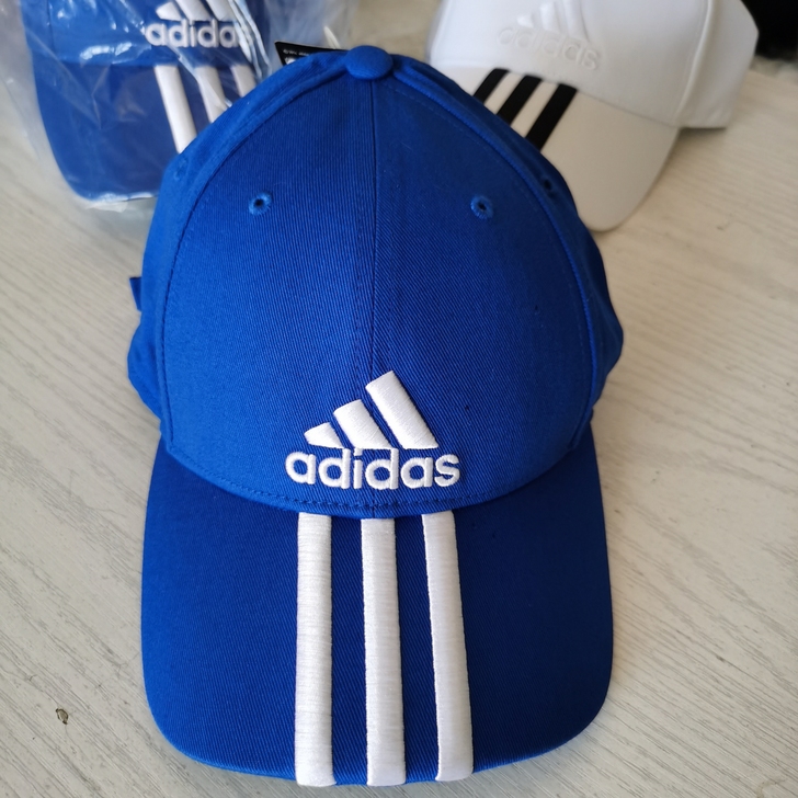 正品阿迪达斯Adidas帽子，男女同款，全...