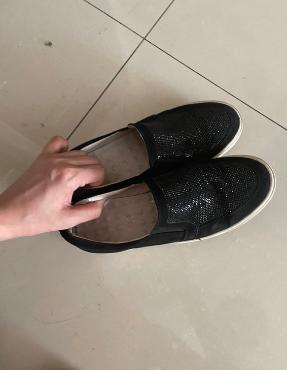 厚底松糕鞋，可增高3到4厘米，店里买得70...