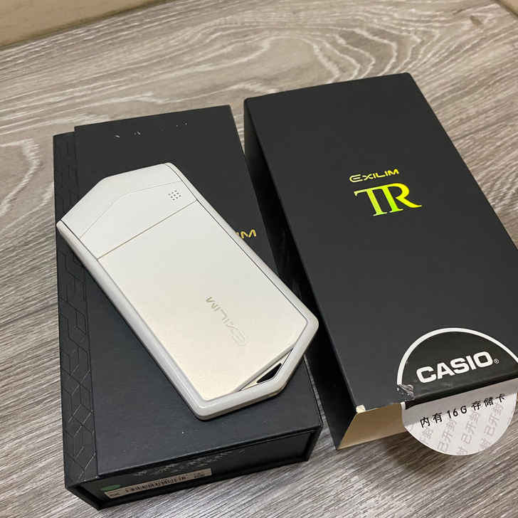 卡西欧casio自拍神器TR600