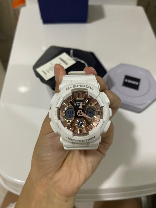 原相机实拍,官方旗舰店买的卡西欧手表