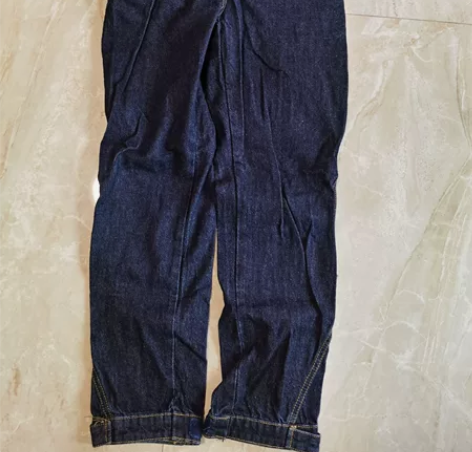 出几条闲置的牛仔裤和休闲裤，给钱就出，裤子...