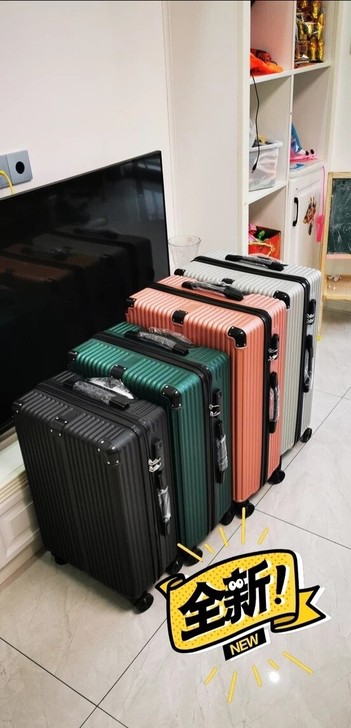 顺丰包邮 闲置几个26寸高档行李箱，80包...