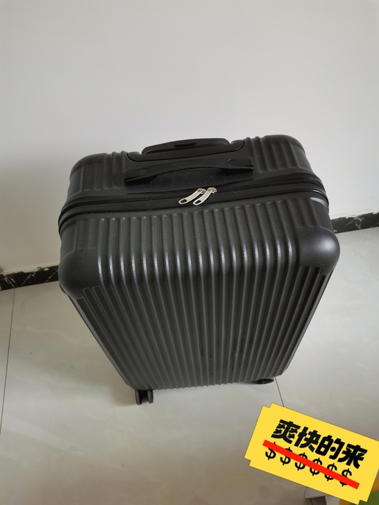 大行李箱，就用过一次。因为太大上不了飞机，...