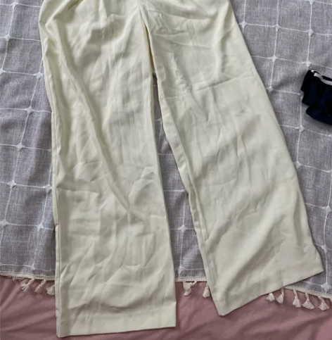 女士阔腿裤 全新朋友送的 吊牌都在 感兴趣...