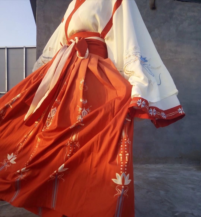 艺缕原创汉服女半生莲交领晋制齐腰襦裙日常学...