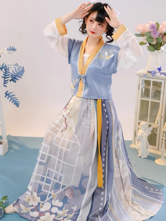 是在淘宝汉庭记原创汉服购买的，吊牌已摘但没...