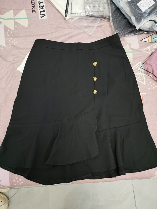 黑色西装面料鱼尾半身裙xxl全新