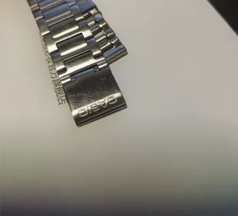 卡西欧小方块，型号忘记了，一年半以前朋友送...