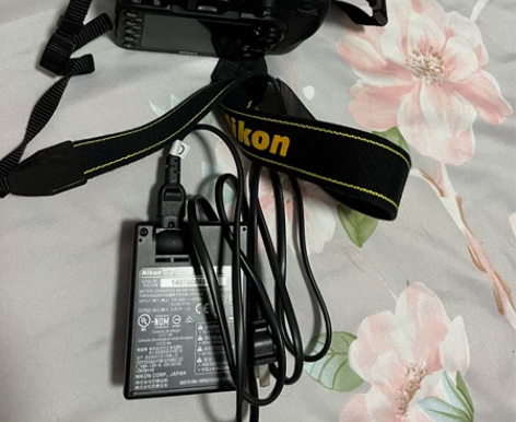 尼康中端单反小王子，D7100，购于京东，...