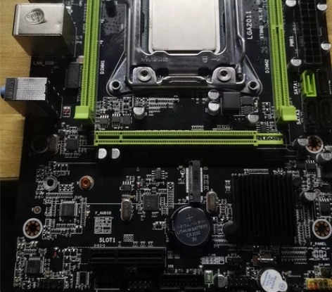 x79主板 双插槽 带m.2但是没铜柱无挡...