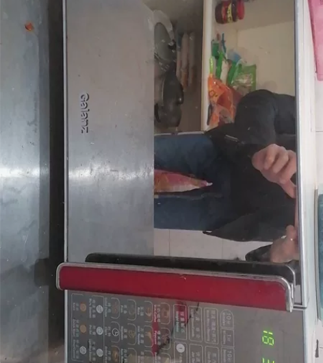 去外地不想带出个人用微波炉，功能完好，搞价...