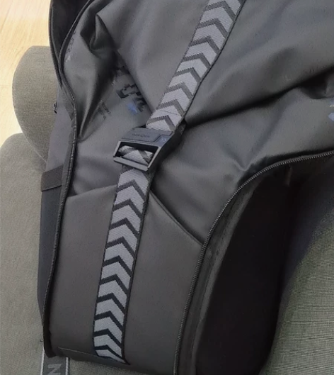 联想拯救者X3电脑包笔记本双肩包X3 大容...