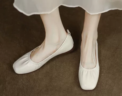 复古文艺单鞋褶皱奶奶鞋，35码，软底软面上...