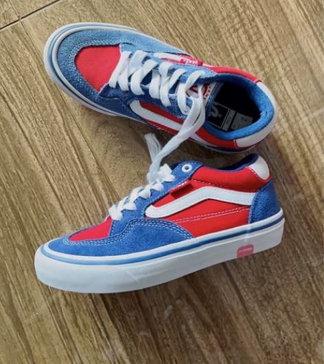 vans 万斯 女士低帮板鞋 运动鞋帆布鞋...