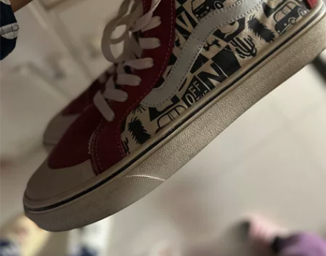 闲置vans高帮鞋 44码 几乎没穿过但闲...