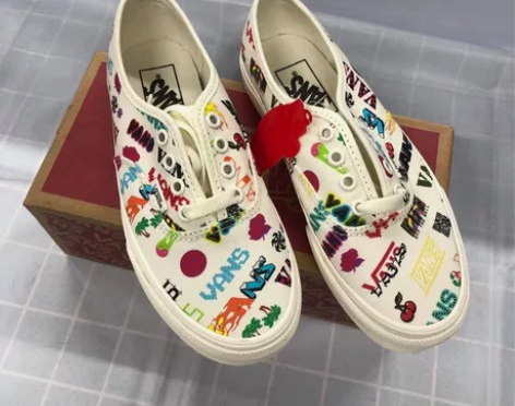 Vans 彩色字体低帮板鞋（35 36） ...